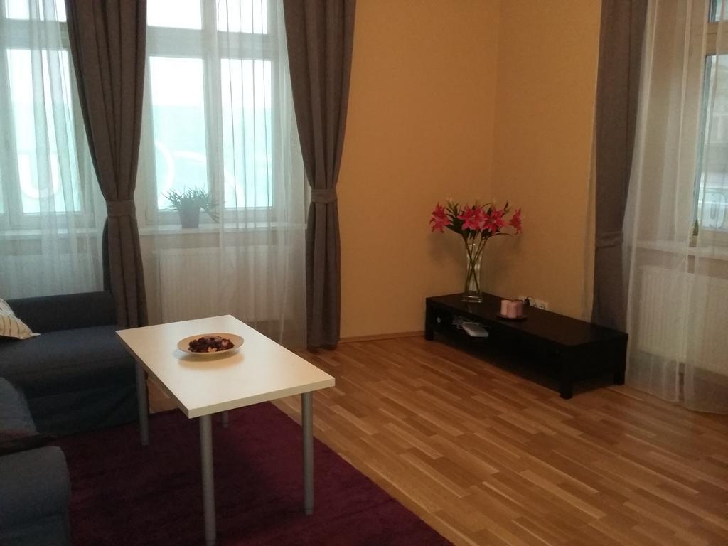 Apartment Vltavska B براغ المظهر الخارجي الصورة